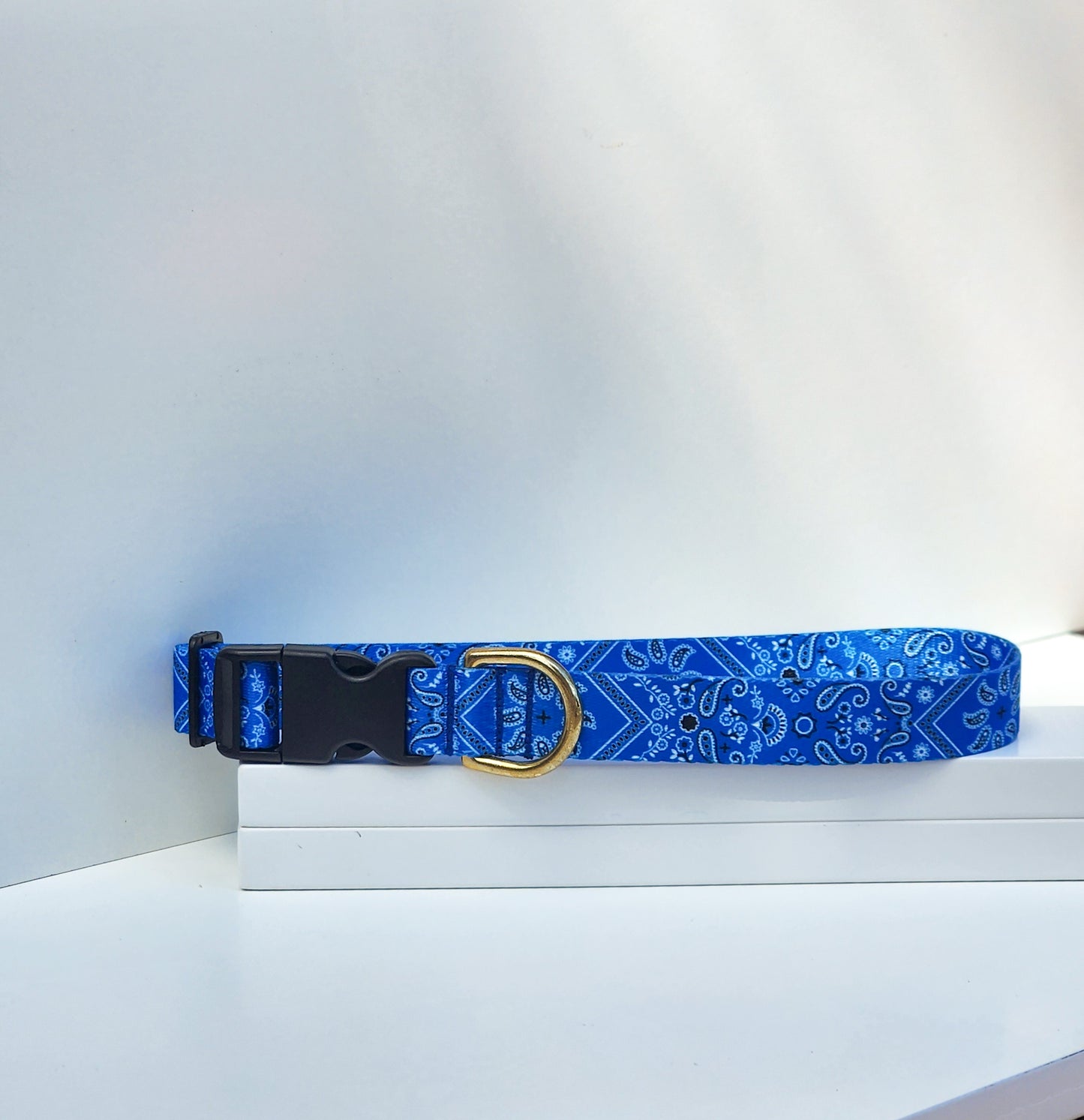 Blue Bandana Collar