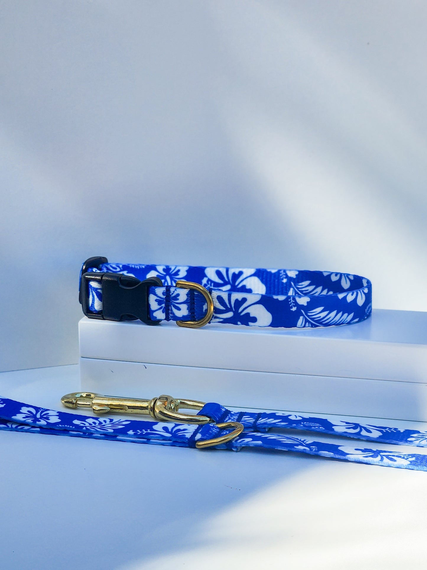 Blue Hawaiian Collar + Lead Set